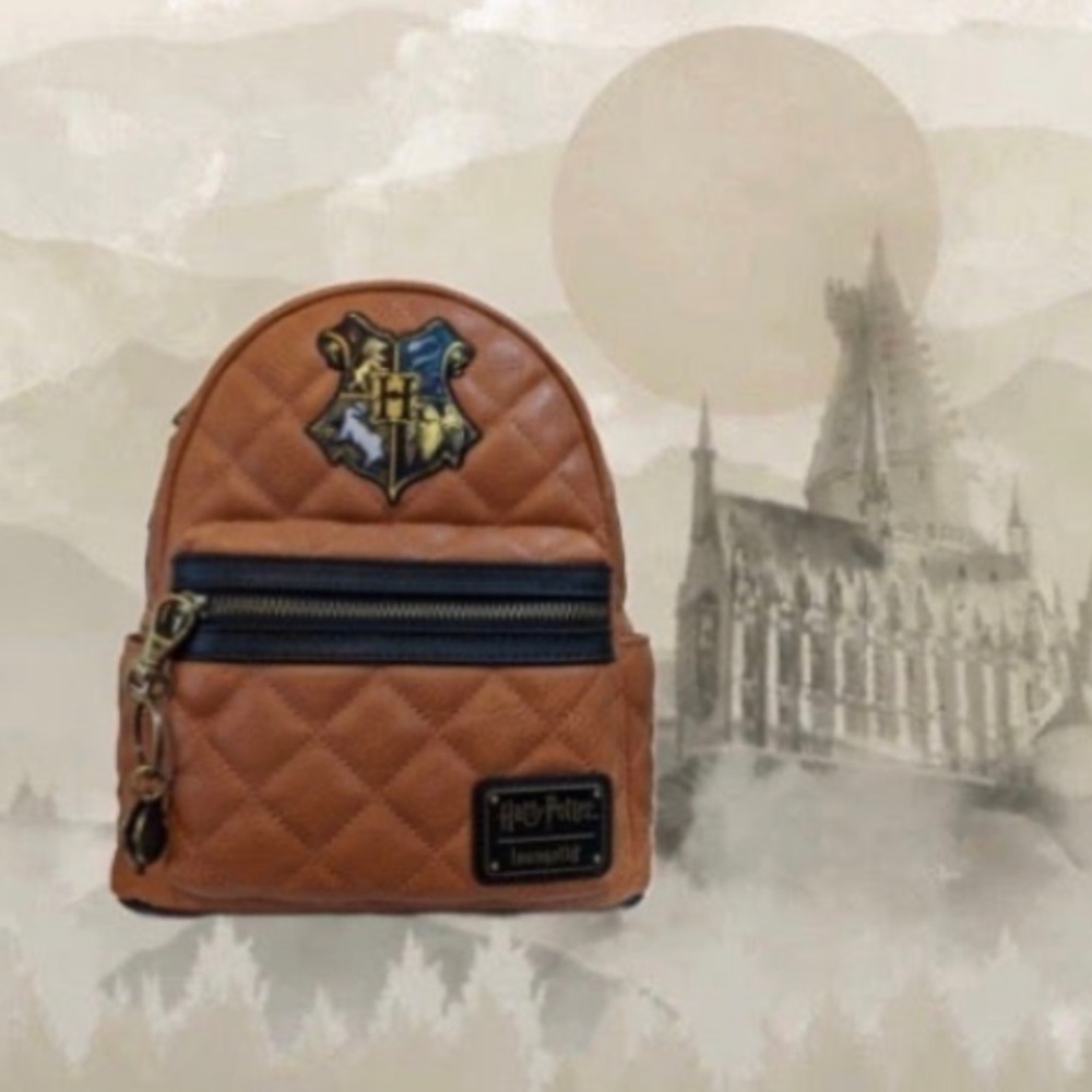 Loungefly Harry Potter Hogwarts Crest‎ Mini Backpack
